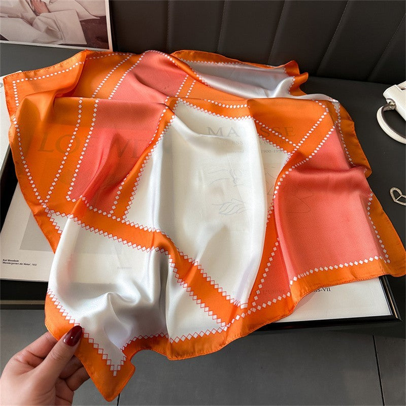 Soie Envolée – Silk Scarf (70 × 70 cm)