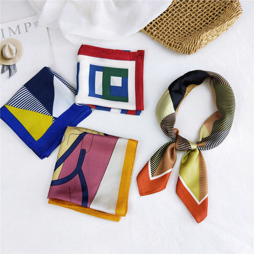 Lueur du Matin – Scarf (70 × 70 cm)