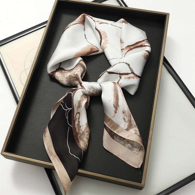 Soie Envolée – Silk Scarf (70 × 70 cm)
