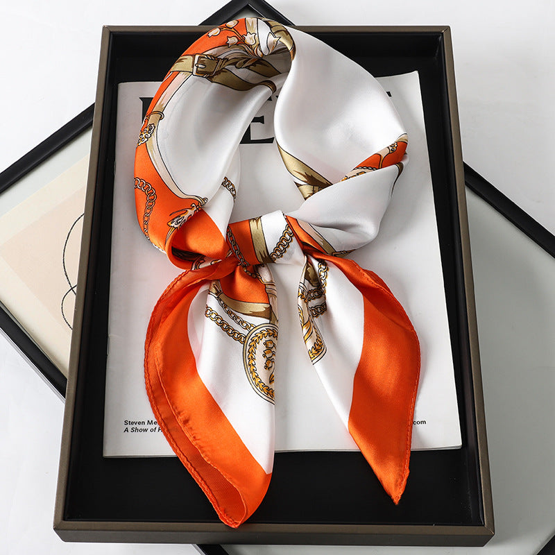 Soie Envolée – Silk Scarf (70 × 70 cm)
