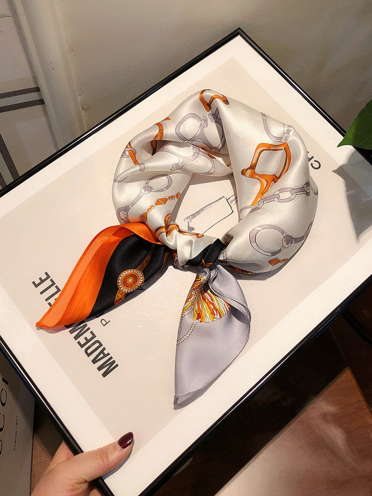 Petite Carré – Small Square Scarf (53 × 53 cm)