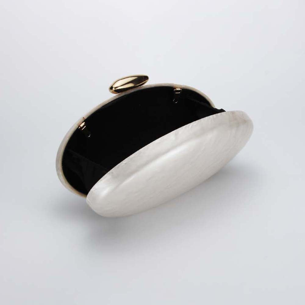 Élise Pearl Clutch Bag