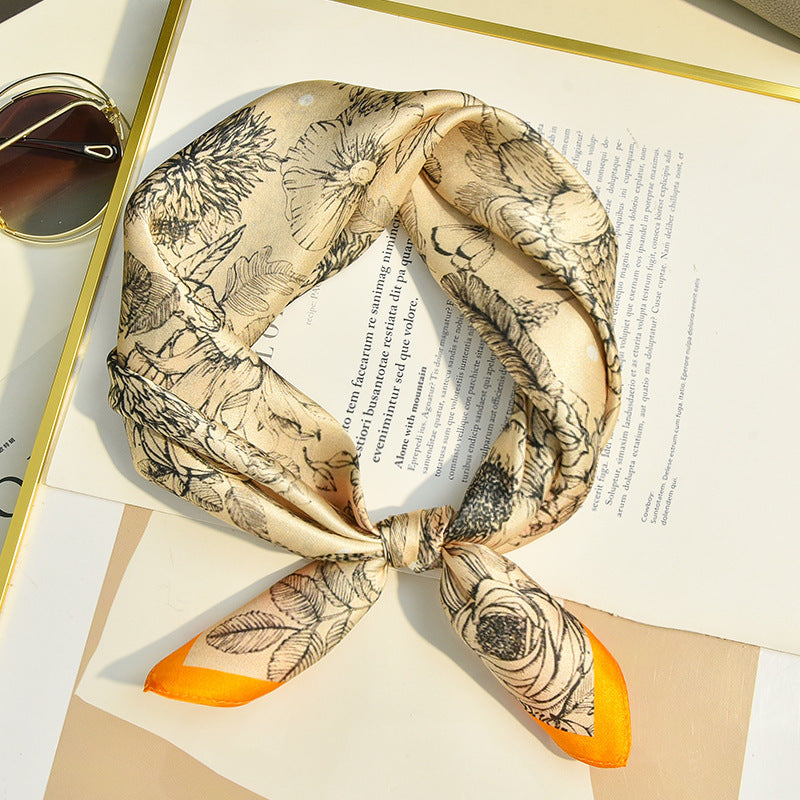 Petite Carré – Small Square Scarf (53 × 53 cm)