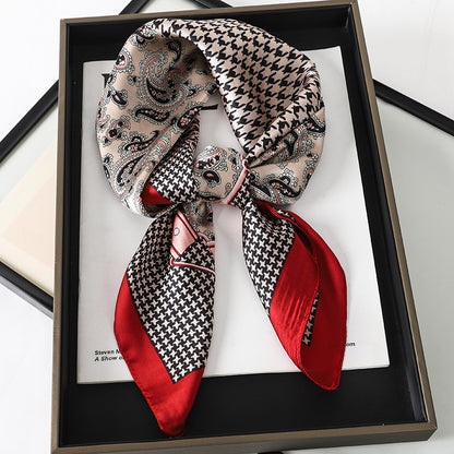 Soie Envolée – Silk Scarf (70 × 70 cm)