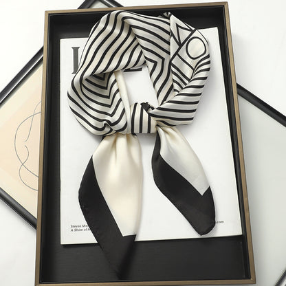 Soie Envolée – Silk Scarf (70 × 70 cm)