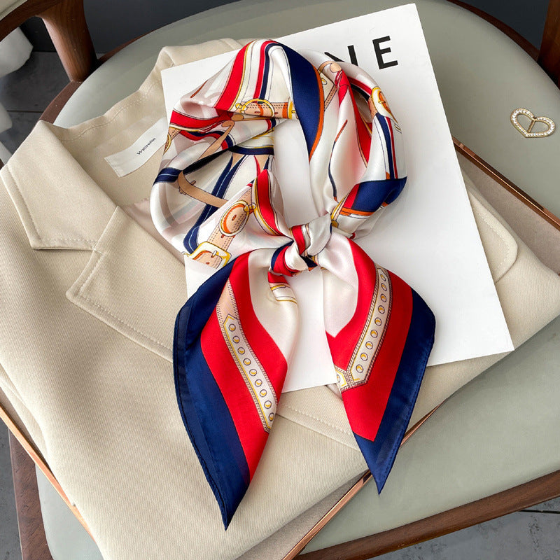 Soie Envolée – Silk Scarf (70 × 70 cm)