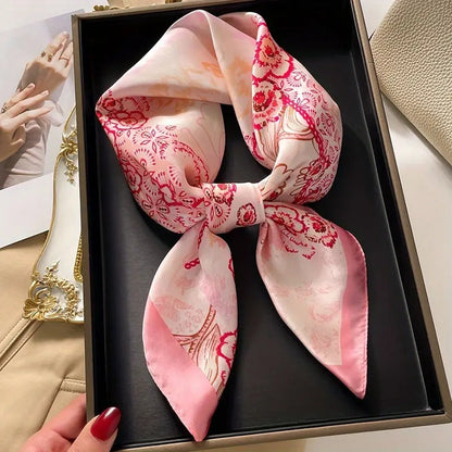 Rue Lumière – Scarf (70 × 70 cm)