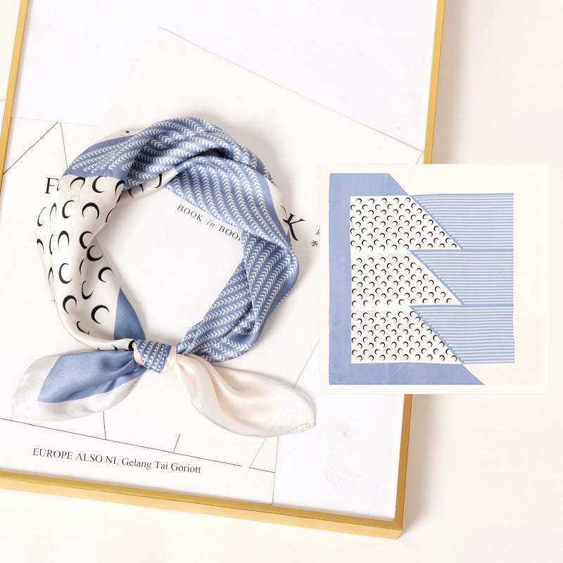 Petite Carré – Small Square Scarf (53 × 53 cm)