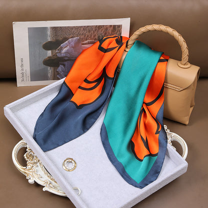 Tuilerie Touch – Silk Scarf (70 × 70 cm)