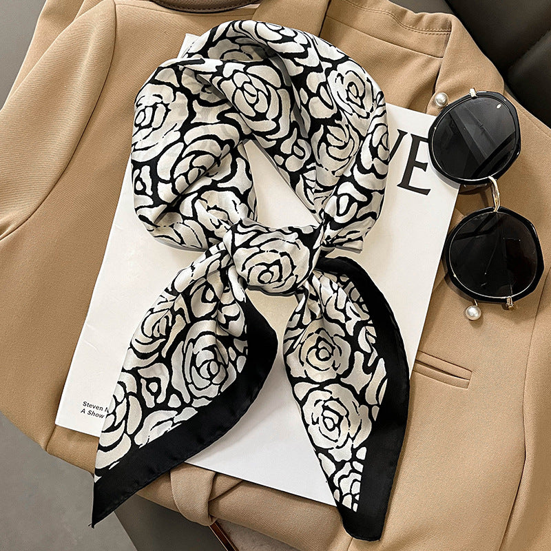 Nuit Silencieuse – Scarf (70 × 70 cm)