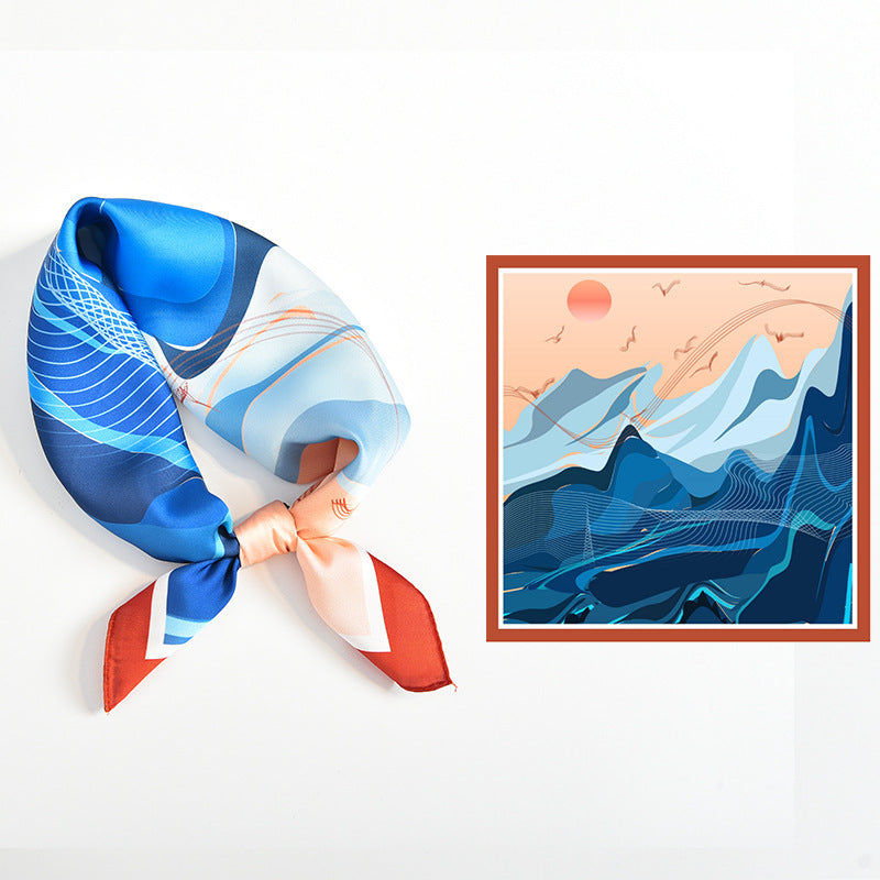 Petite Carré – Small Square Scarf (53 × 53 cm)